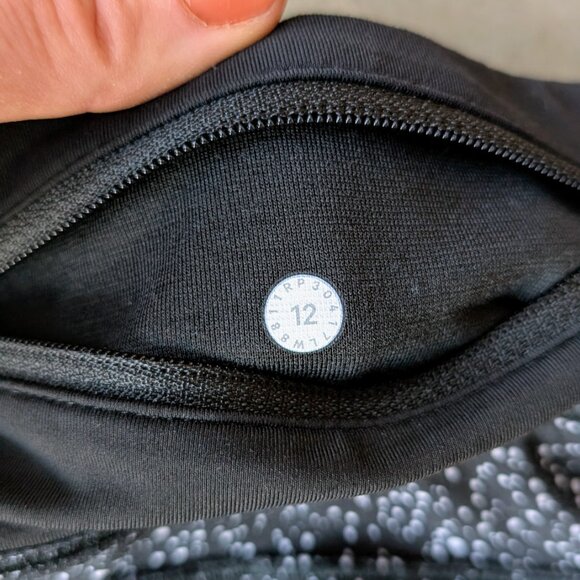 Lululemon Circuit Breaker Skirt Splatter White Black Swift Ultra size 12 - Picture 8 of 10